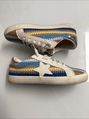Vintage Havana crochet sneakers sz 9